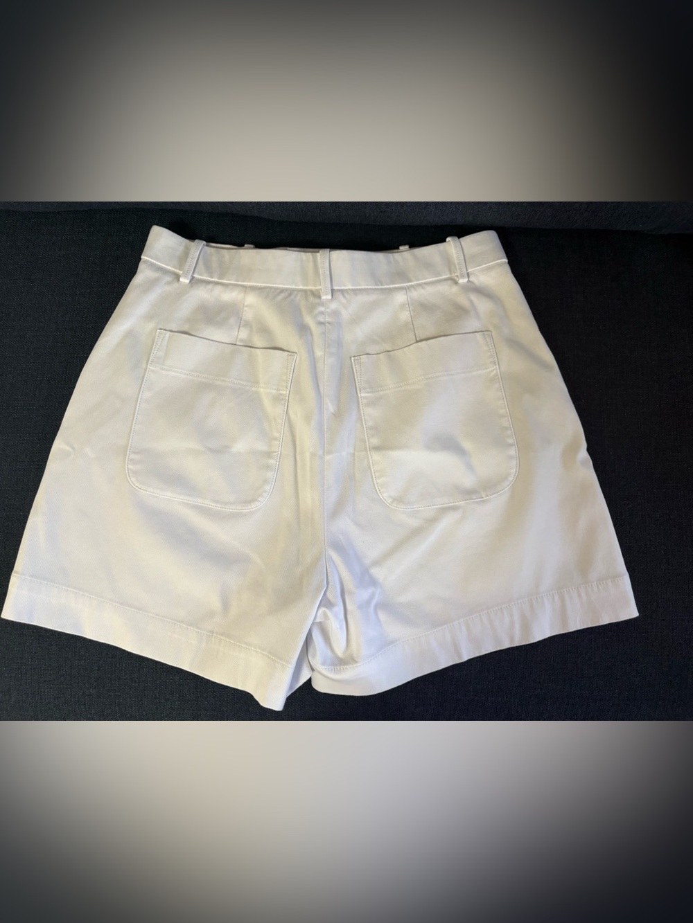 NWT Spanx stretch twill white shorts Large - Picture 2 of 4